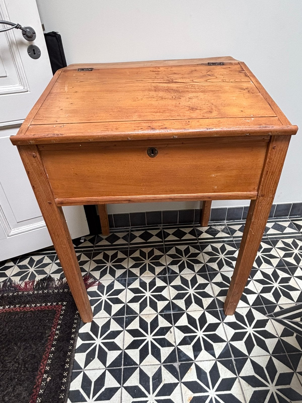 Vintage lessenaar, Ophalen