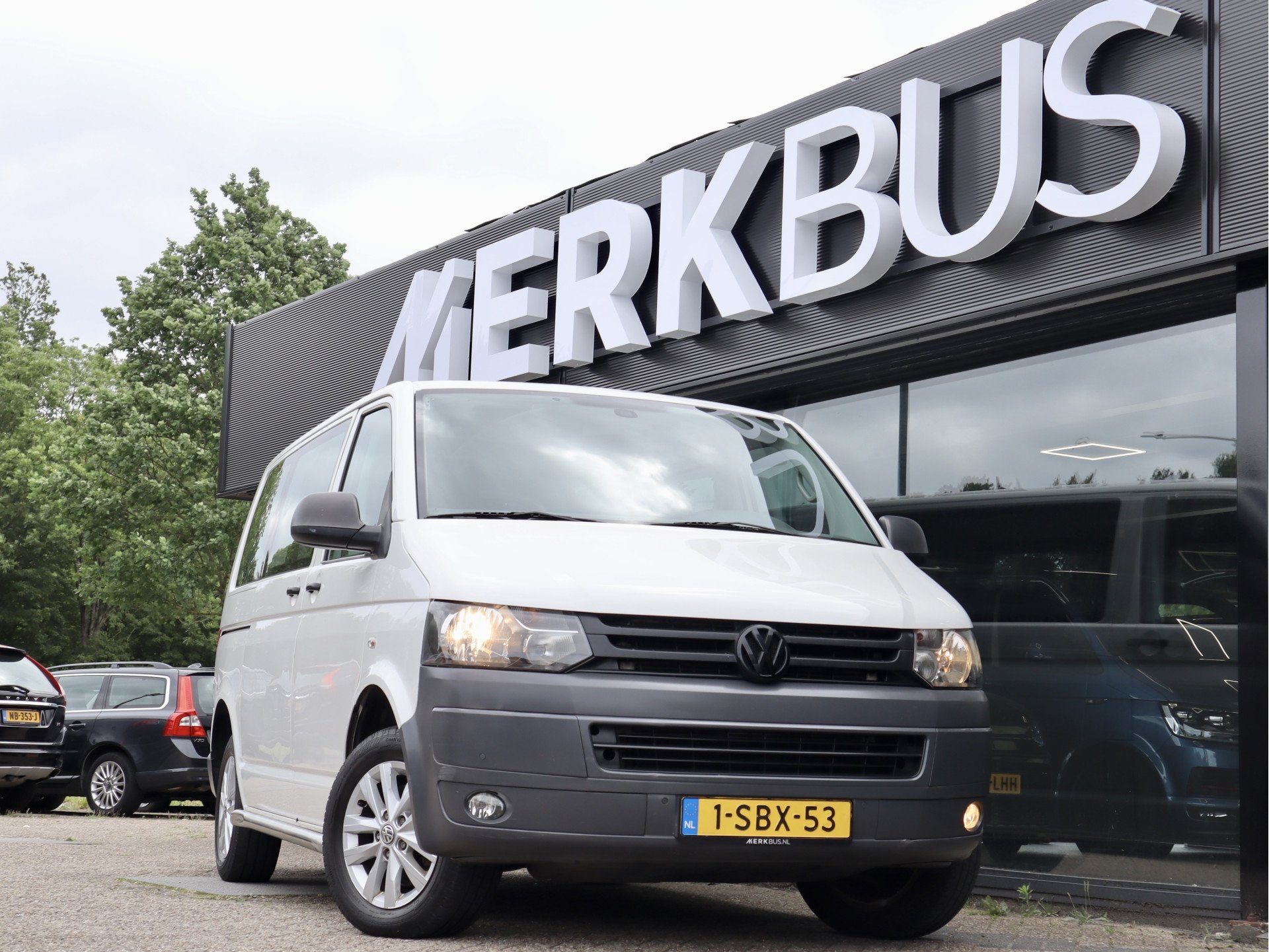 Volkswagen Transporter Kombi 2.0 TDI DSG 8 PERSOONS, Auto's, Euro 5, Gebruikt, 8 stoelen, 241 €/maand