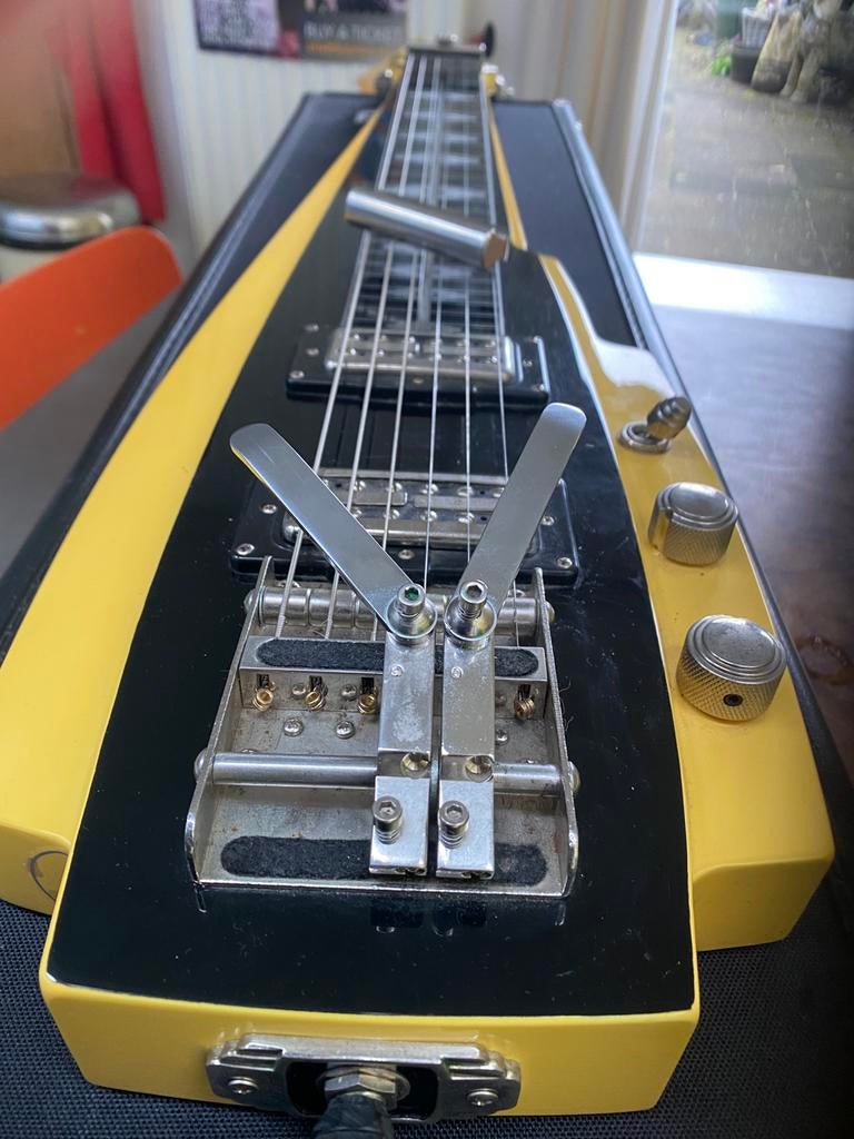 Duesenberg Pomona Multibender Lapsteel, Ophalen of Verzenden, Gebruikt, Solid body, Overige merken
