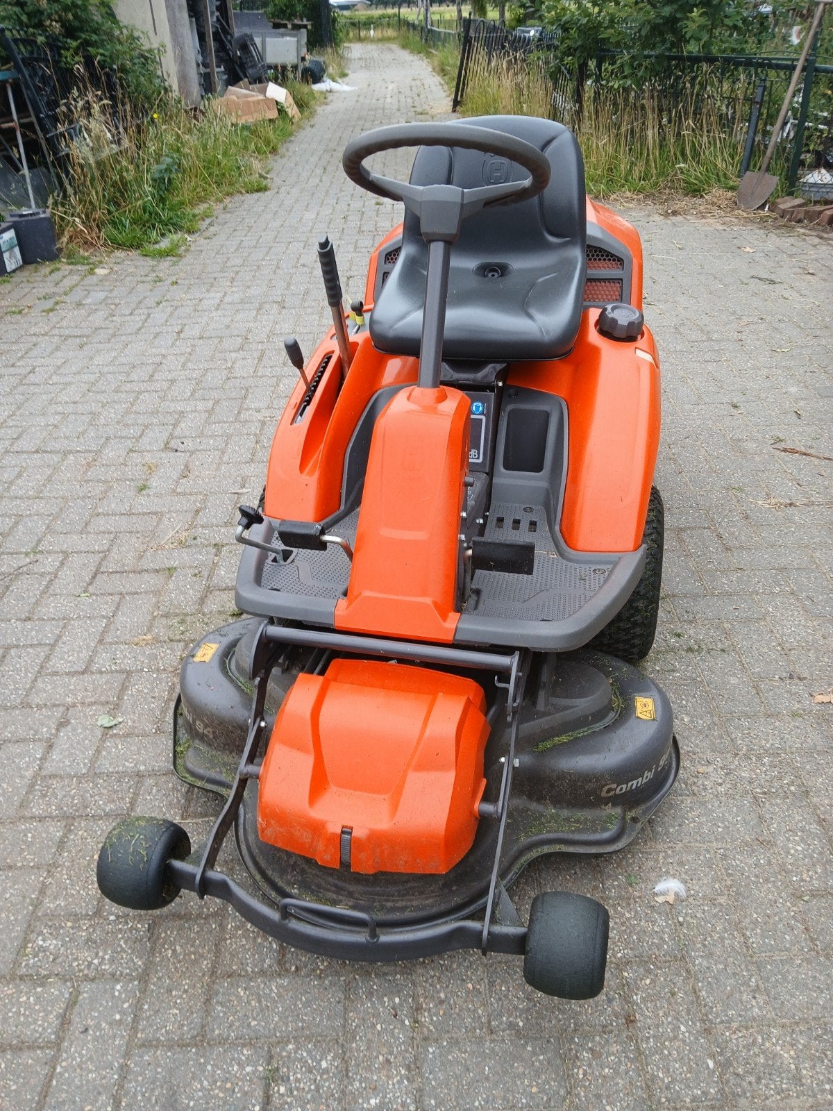 Husqvarna Rider frontmaaier, Ophalen, Gebruikt