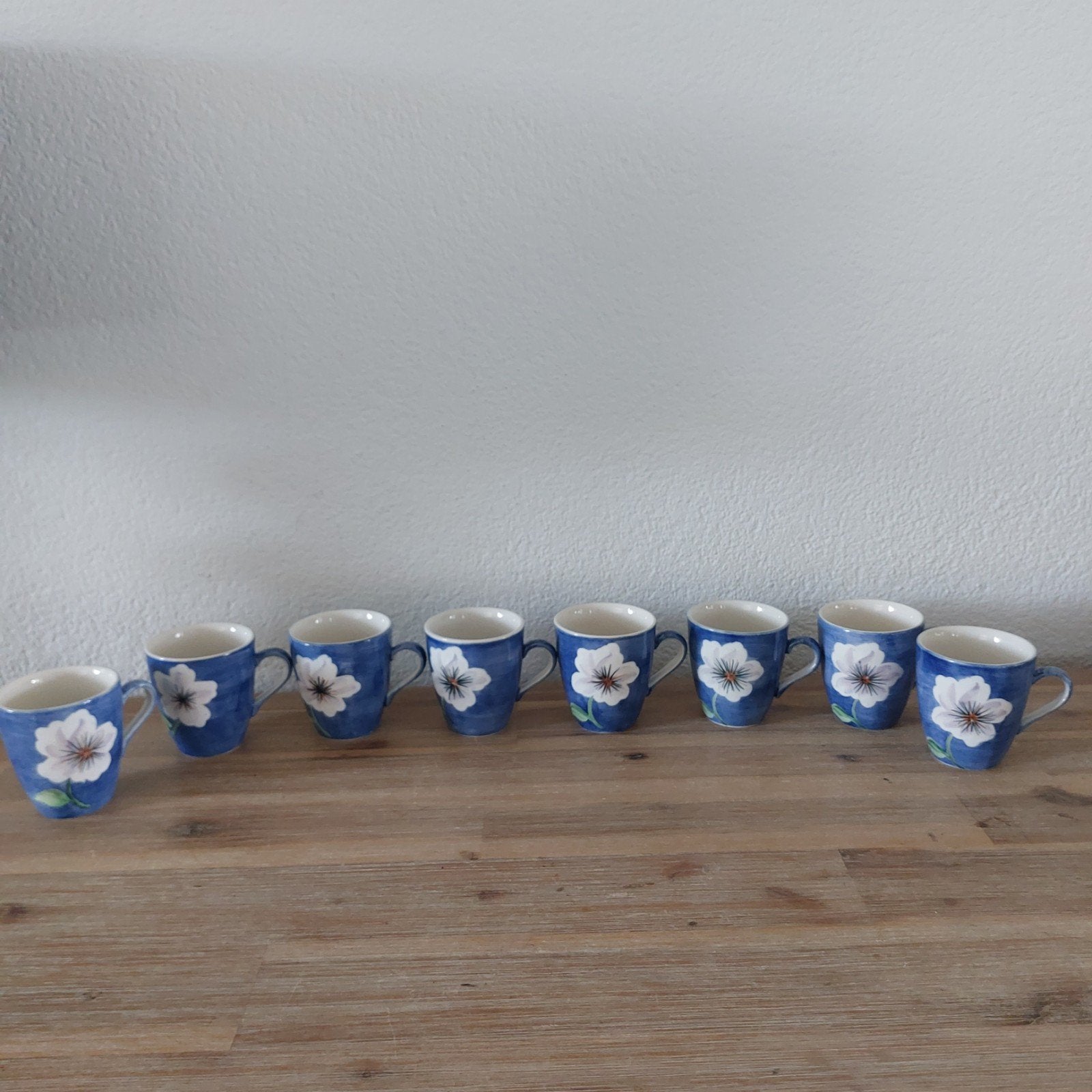 8 Vic's Viool Handpainted kopjes
8 cm hoog en, Ophalen, Overige merken, Zo goed als nieuw, Overige stijlen