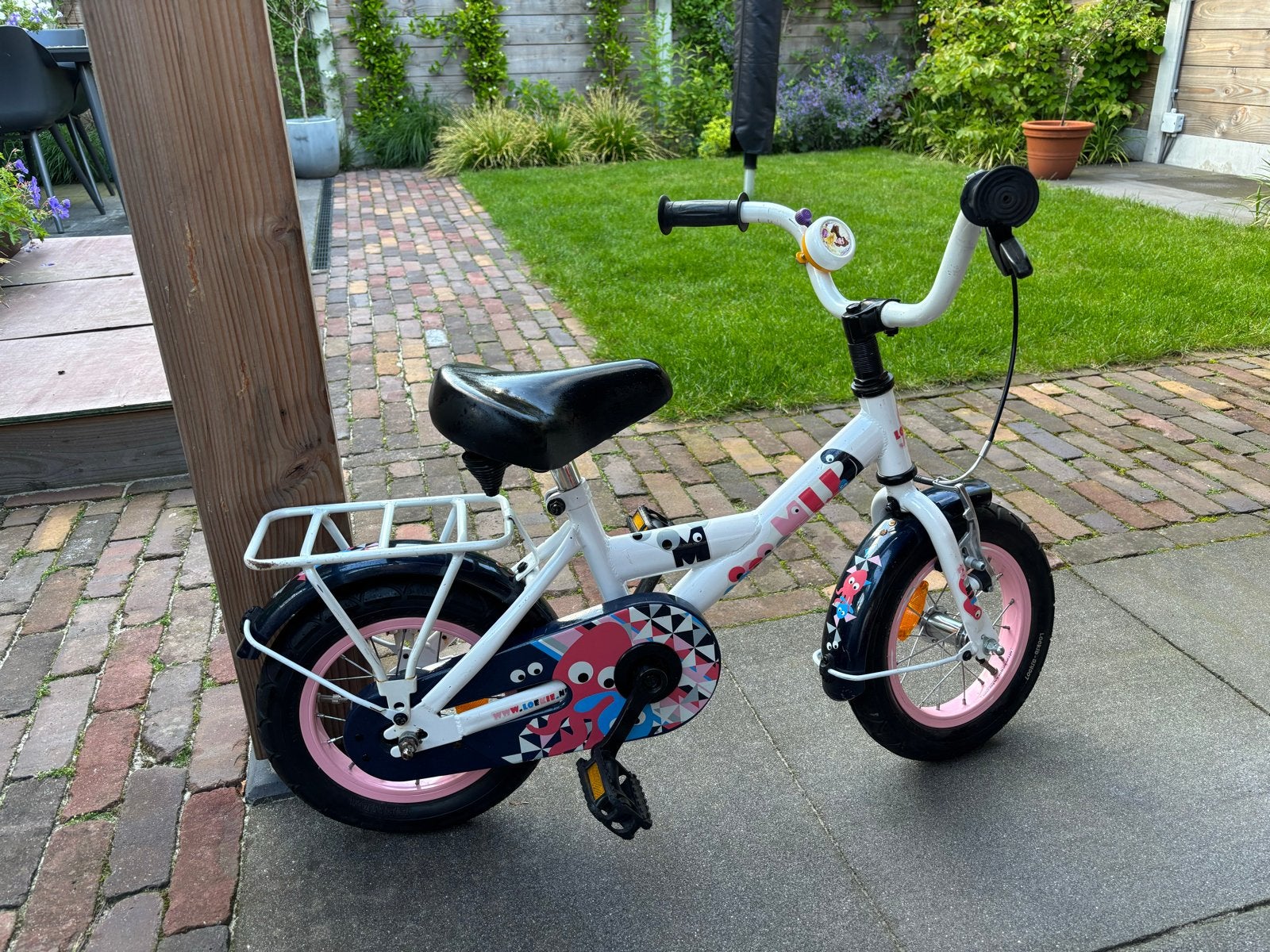 Loekie kinderfiets 12 inch met zijwieltjes, Ophalen, Zijwieltjes, Gebruikt, Velgrem