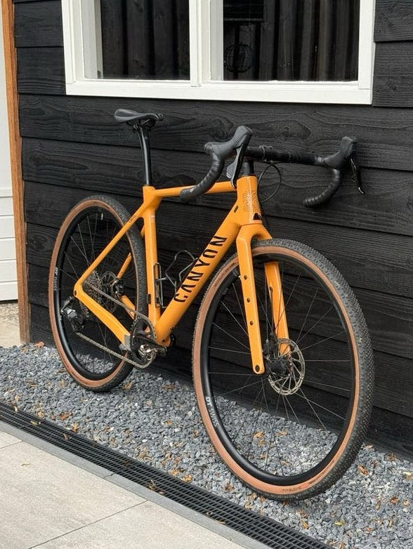 Canyon Grizl CF SL 7 eTap Gravelbike, 28 inch, Gebruikt, Carbon, 10 tot 15 versnellingen