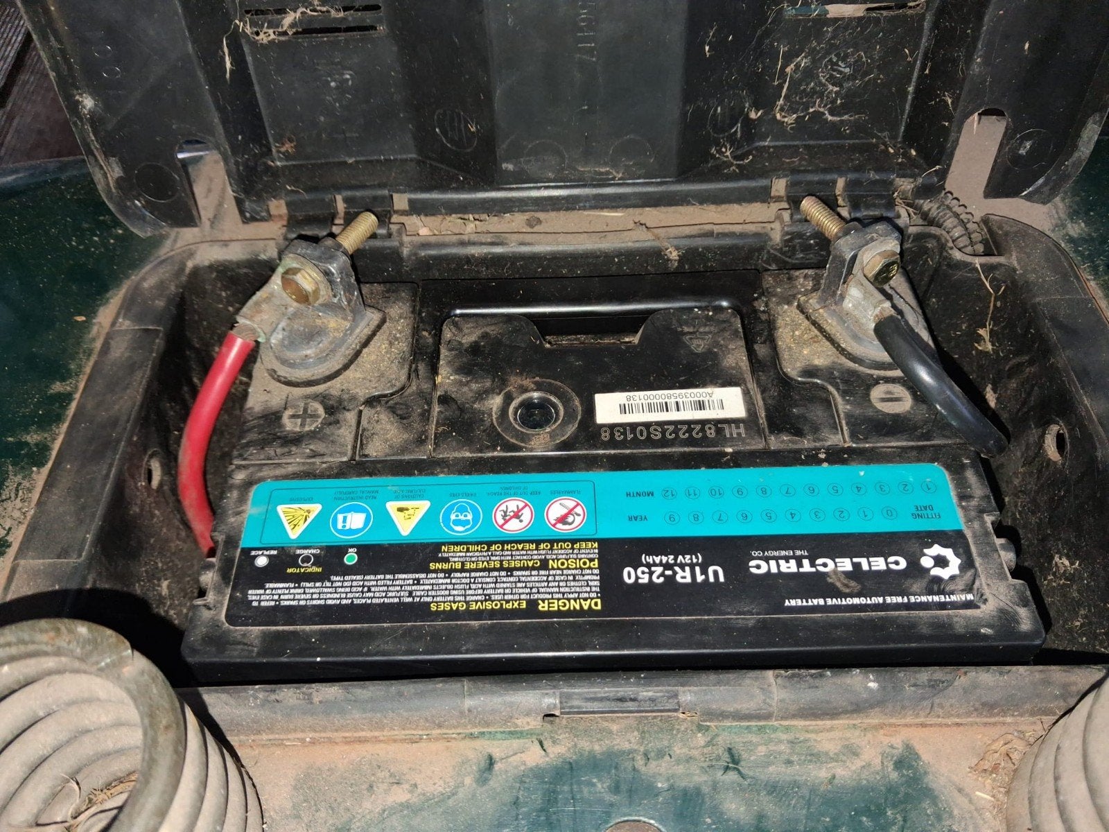 Celectric U1R-250 12V 24Ah accu voor zitmaaier en andere ge, Gebruikt, Overige automerken