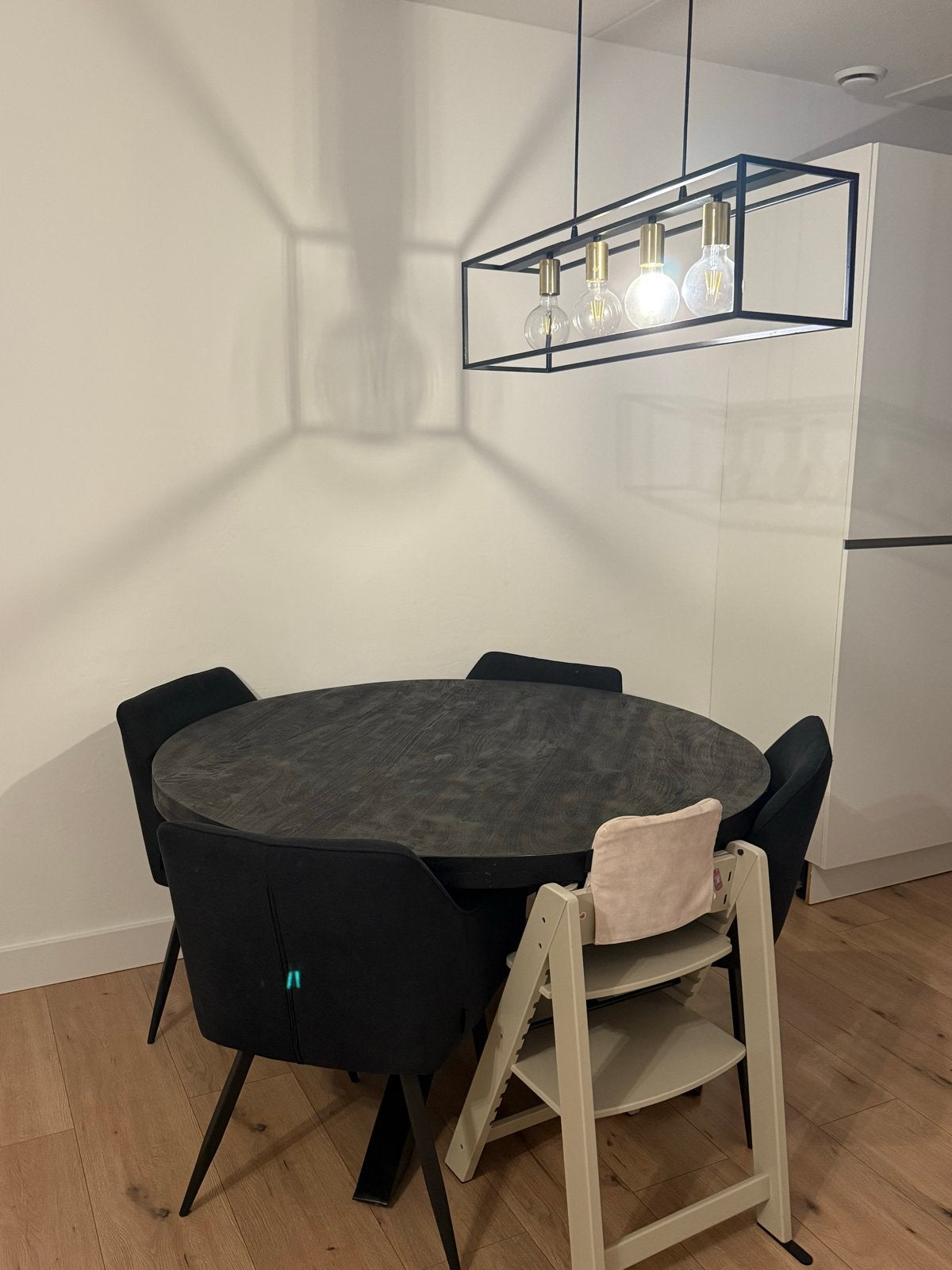 Moderne ronde eettafel met mango houten blad, Ophalen, 100 tot 150 cm, Rond, Zo goed als nieuw