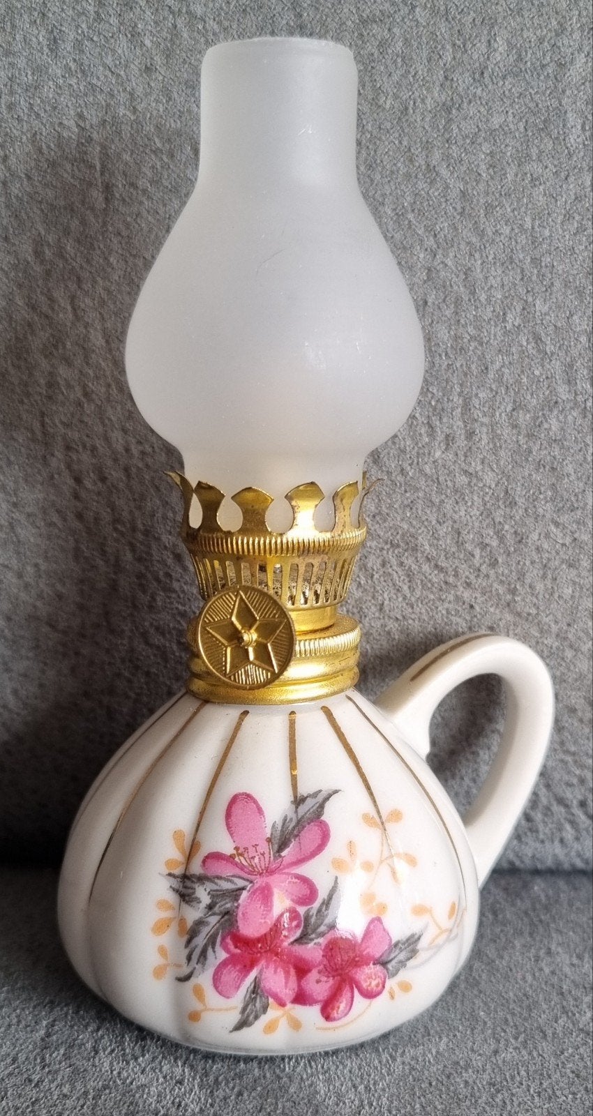 Miniatuur olielampje, Verzenden