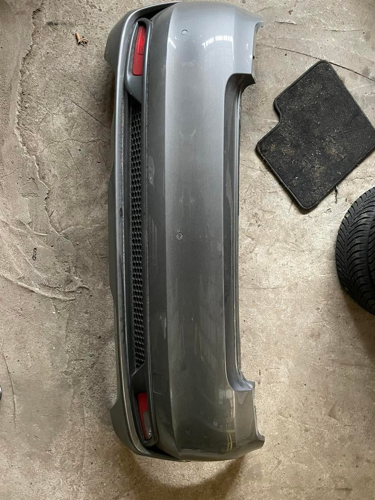 Fiat 500 Achterbumpers met pdc en zonder div kleuren, Gebruikt, Links, Ophalen of Verzenden, Bumper