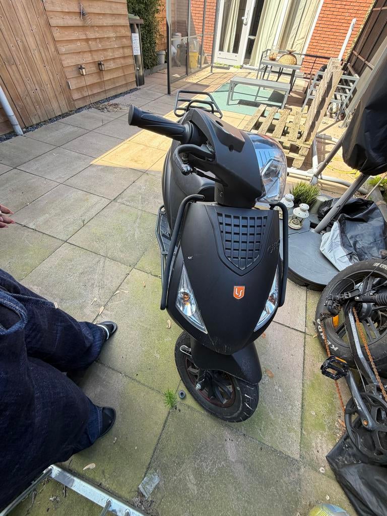 La Souris scooter met defect - opknapper, Ophalen of Verzenden, Gebruikt, Maximaal 45 km/u, Benzine