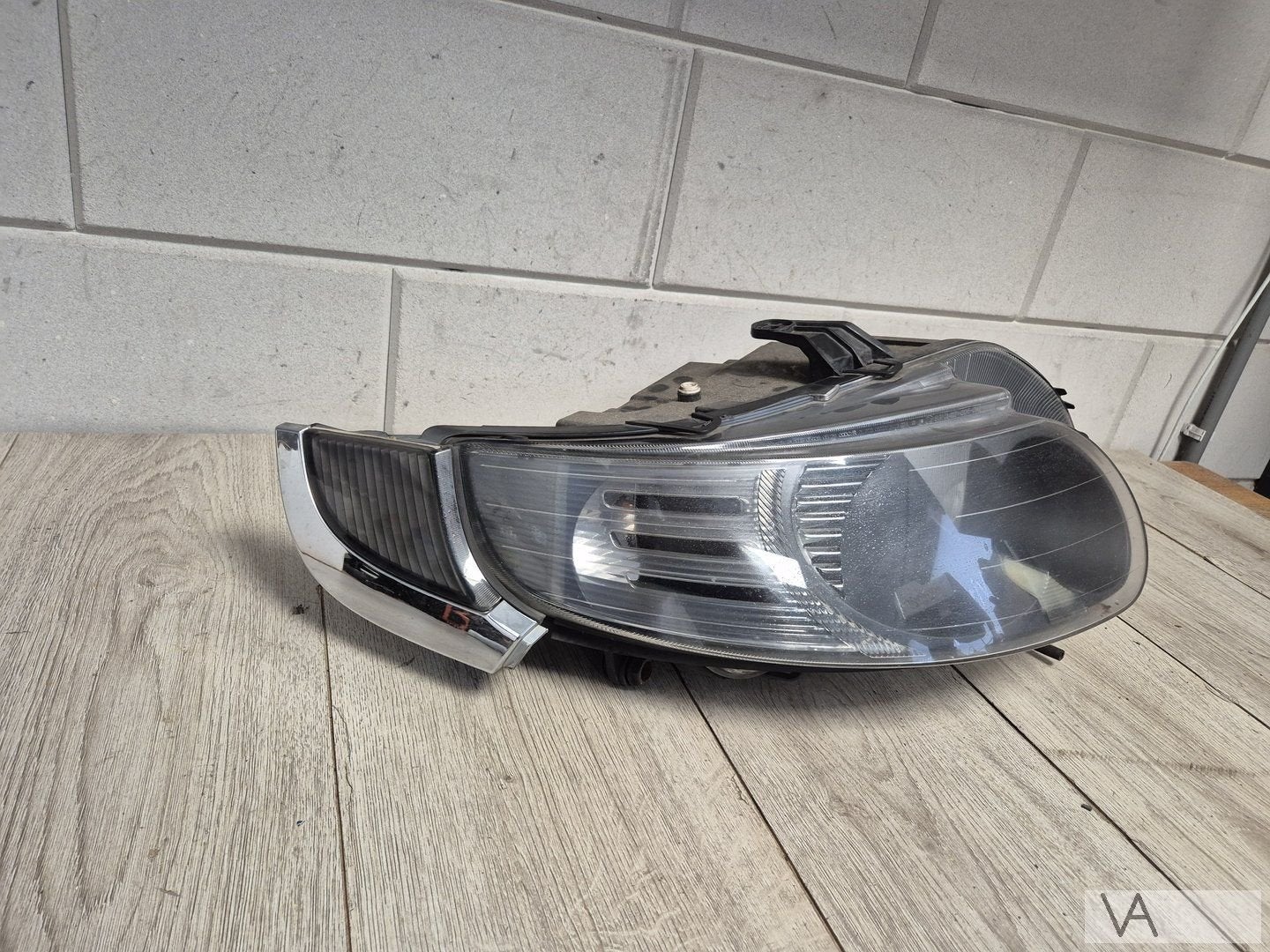 Koplamp XENON rechts voor Saab 9-5 facelift vanaf 2005 €250, Gebruikt, -, -, Ophalen of Verzenden