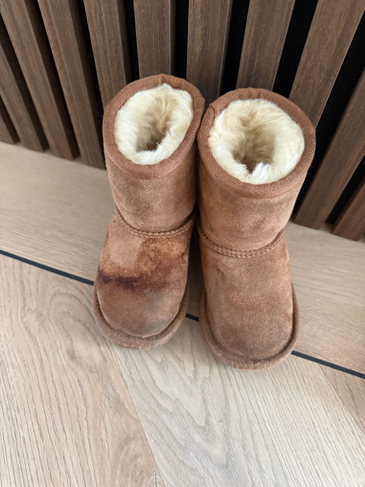 Originele UGG’s - maat 23,5 warme laarsjes voor kinderen, Kinderen en Baby's, Babykleding | Schoentjes en Sokjes, Ophalen, Gebruikt