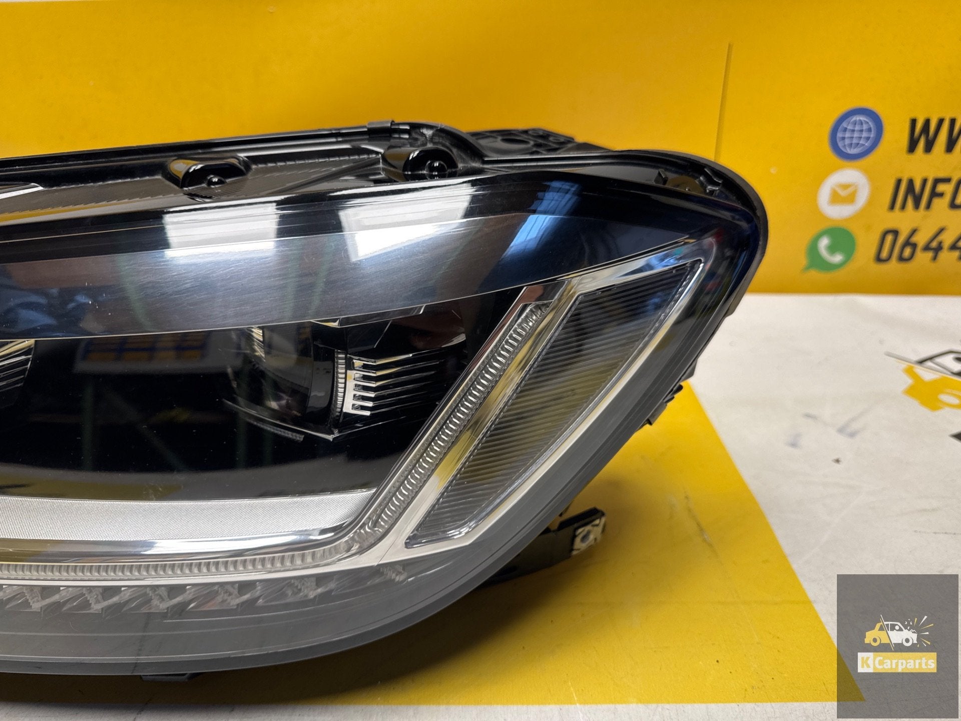 Koplamp Volkswagen Touran 5TA Links 5TB941081D LED Compleet, Gebruikt, Volkswagen, Volkswagen AG, Berliner Ring 2
38440  Wolfsburg, DE