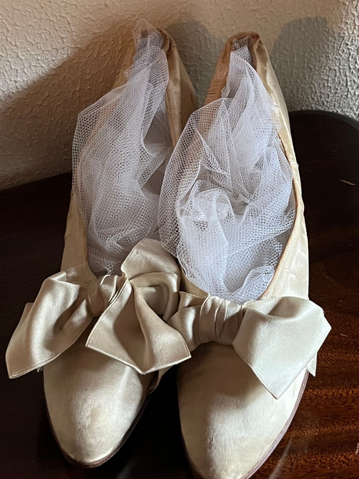 Schitterende antieke zijde schoentjes, Verzenden, Dames