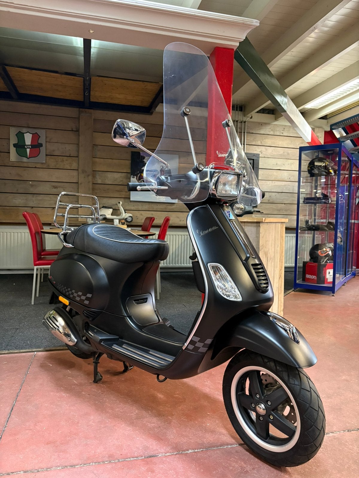 Gebro scooters: Vespa S sport 1e EIGENAAR UNIEKE staat, Vespa S, Ophalen of Verzenden, Zo goed als nieuw, Benzine