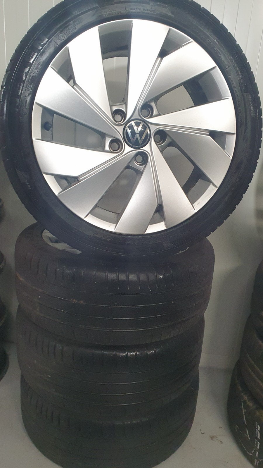 17" Originele VW Belmont Velgen+Banden Golf/Caddy/Touran Enz, Gebruikt, Banden en Velgen, 17 inch, Ophalen of Verzenden