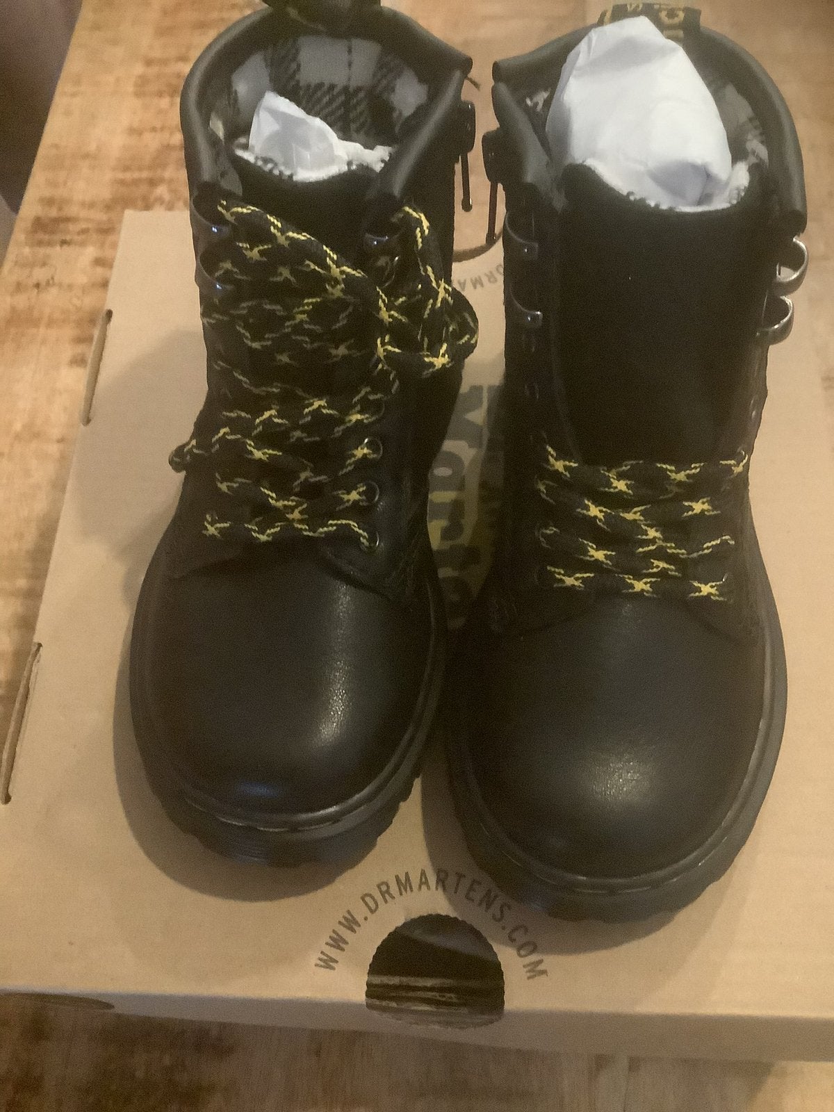 Dr martens kinder schoenen, nieuw!, Kinderen en Baby's, Kinderkleding | Schoenen en Sokken, Jongen of Meisje, Schoenen, Nieuw