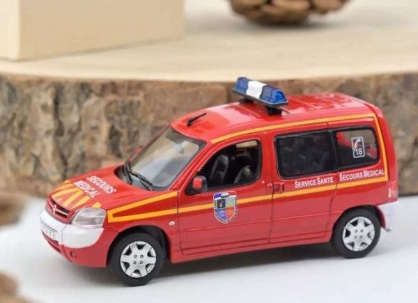 Citroen Berlingo 2004 "Pompiers-Secours Medical" Red 1/43 No, Overige merken, Tschuiten@hotmail.com, Auto, Frankrijk