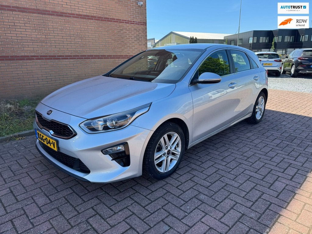 Kia CEED 1.6 CRDi DynamicLine Euro 6,, Voorwielaandrijving, Stof, Gebruikt, 4 cilinders