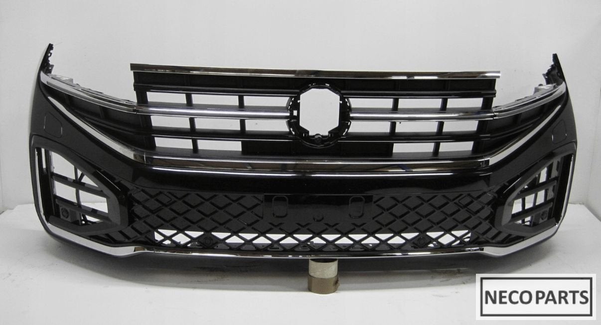 VW TOUAREG 760 FACELIFT XENON R-LINE 4XPDC LED VOORBUMPER, Gebruikt, Volkswagen, -, Ophalen of Verzenden