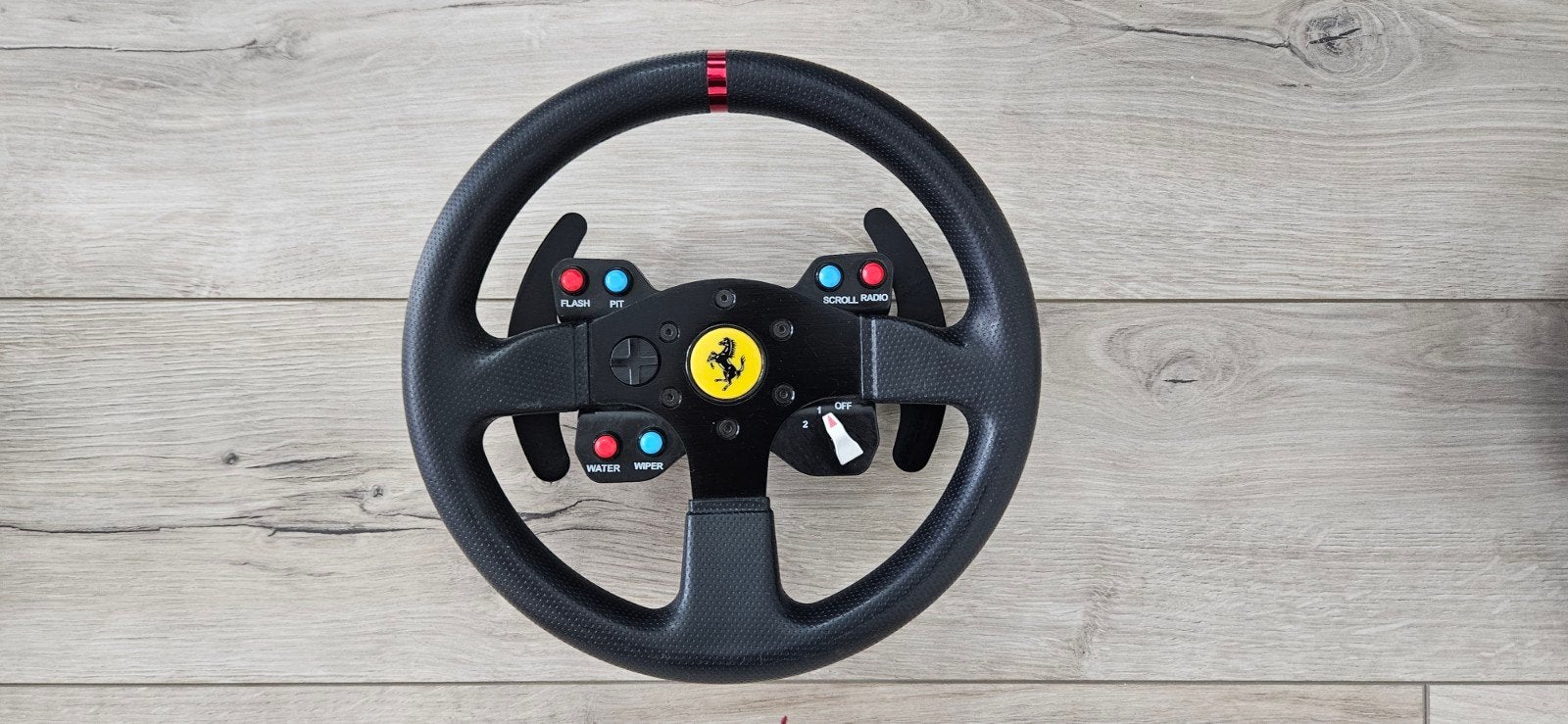 Foto 11 van Thrustmaster T300+TH8A shifter+T3PA Pro pedals+Playseat