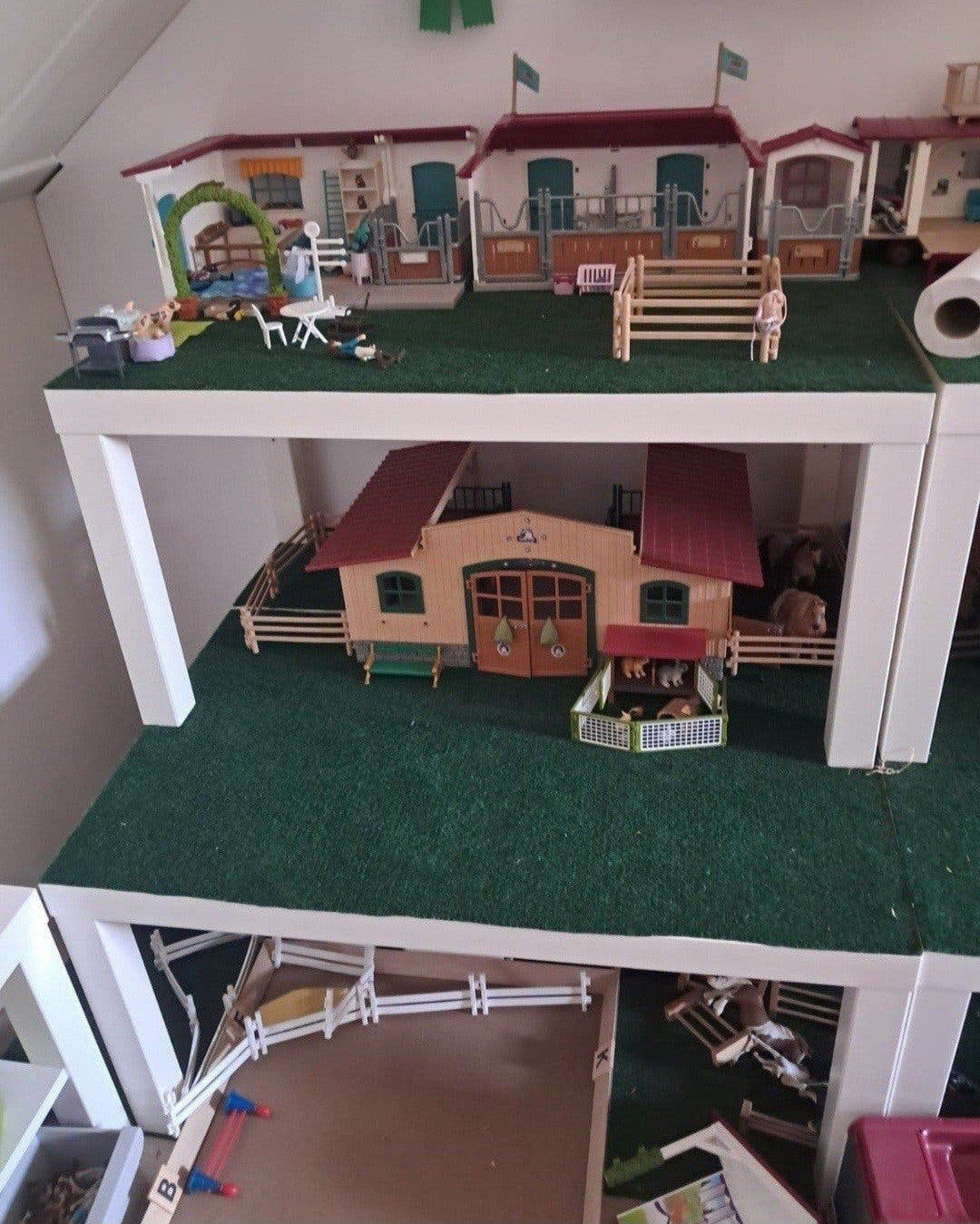 IKEA LACK tafel 90x55 met 'gras' bekleed - Speeltafel, Kinderen en Baby's, Ophalen of Verzenden, Gebruikt, Jongen of Meisje