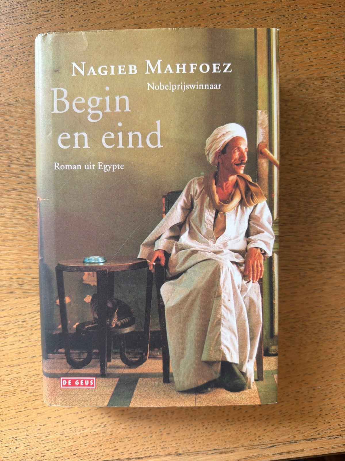 Begin en eind - Nagieb Mahfoez (Nobelprijswinnaar), Boeken, Ophalen of Verzenden, Gelezen, Wereld overig