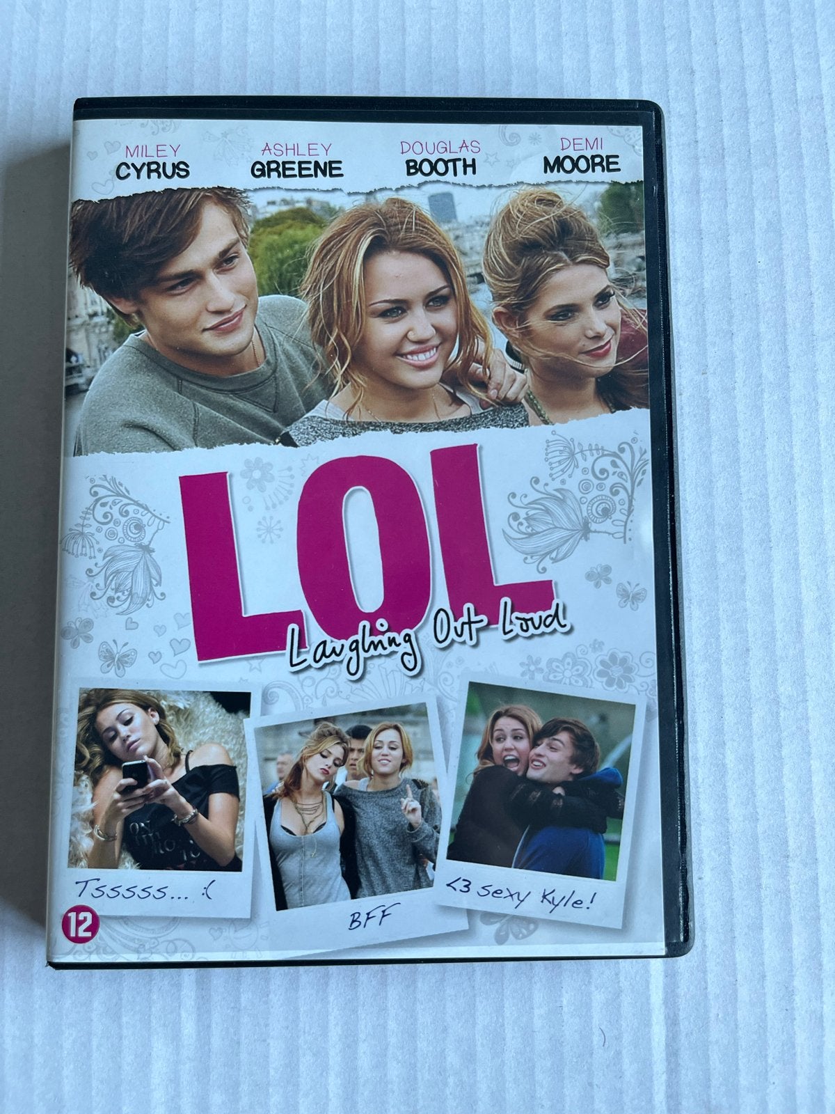 LOL: Laughing Out Loud (DVD) met Miley Cyrus, Nederlands, Romantische komedie, Ophalen of Verzenden, Vanaf 12 jaar