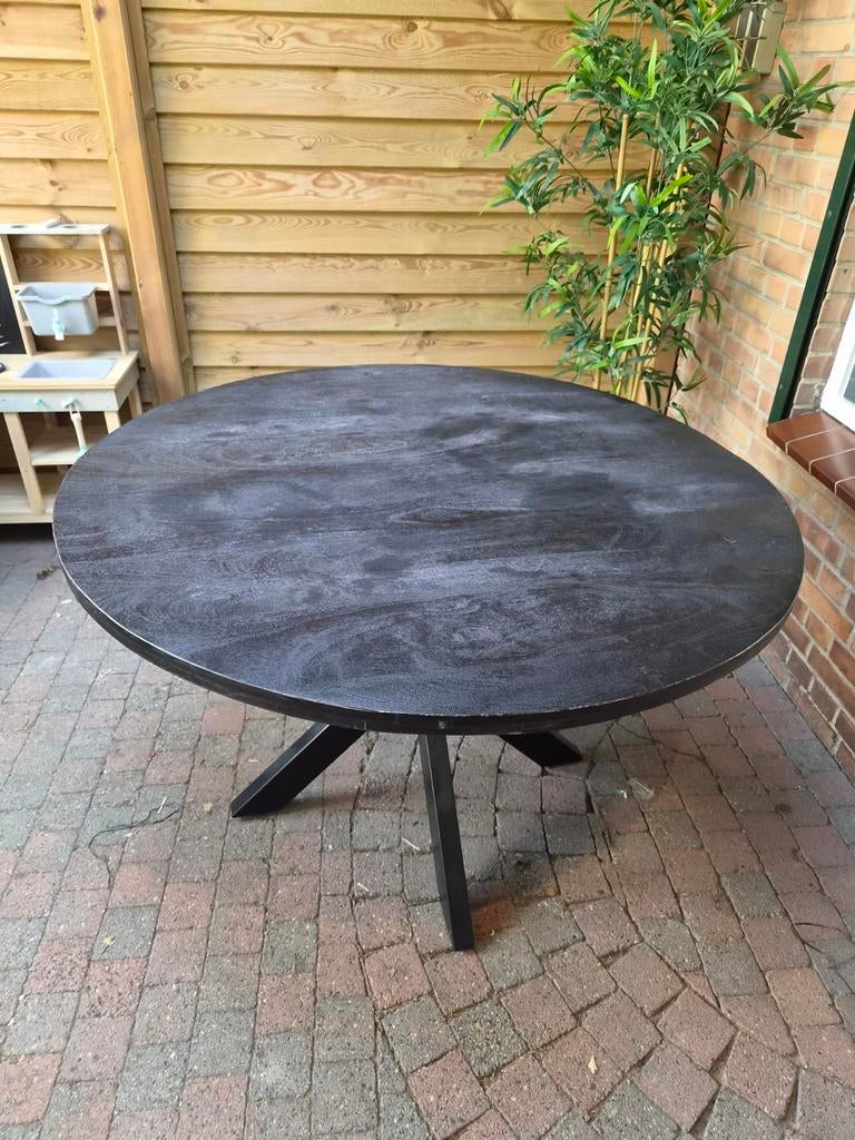 Zwarte eetkamertafel, Huis en Inrichting, Rond, Ophalen of Verzenden, Zo goed als nieuw, 100 tot 150 cm