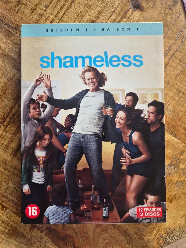 Shameless Seizoen 1 DVD - 12 afleveringen, 3 discs, Cd's en Dvd's, Dvd's | Tv en Series, Zo goed als nieuw, Drama, Vanaf 16 jaar