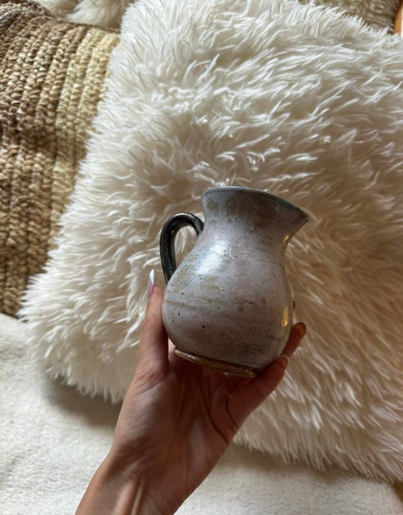 Brocante melkkannetje van aardewerk - klein formaat, Ophalen of Verzenden, Zo goed als nieuw