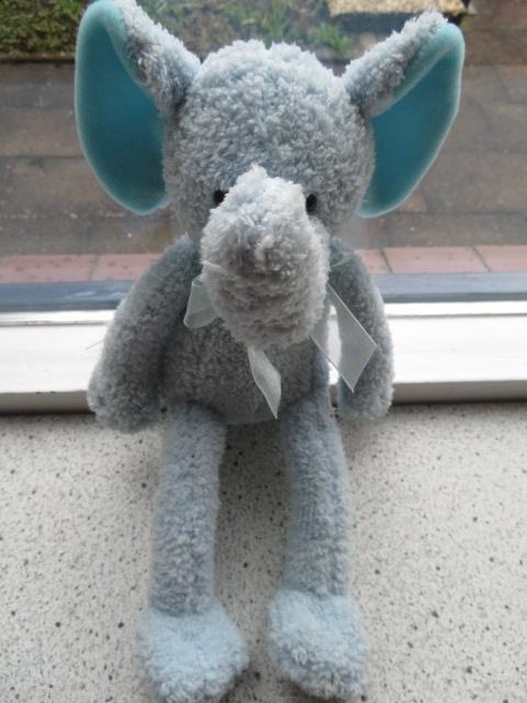 Olifant merk Die Boltze Gruppe licht blauw velours, Blauw, Wasbaar, Ophalen of Verzenden, Zo goed als nieuw