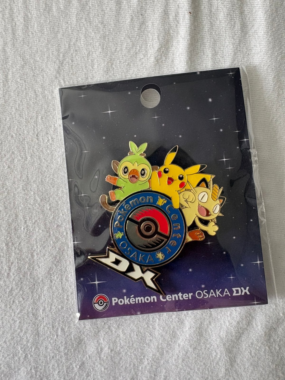 Pokémon center Osaka DX pin, Ophalen of Verzenden, Nieuw, Speldje of Pin
