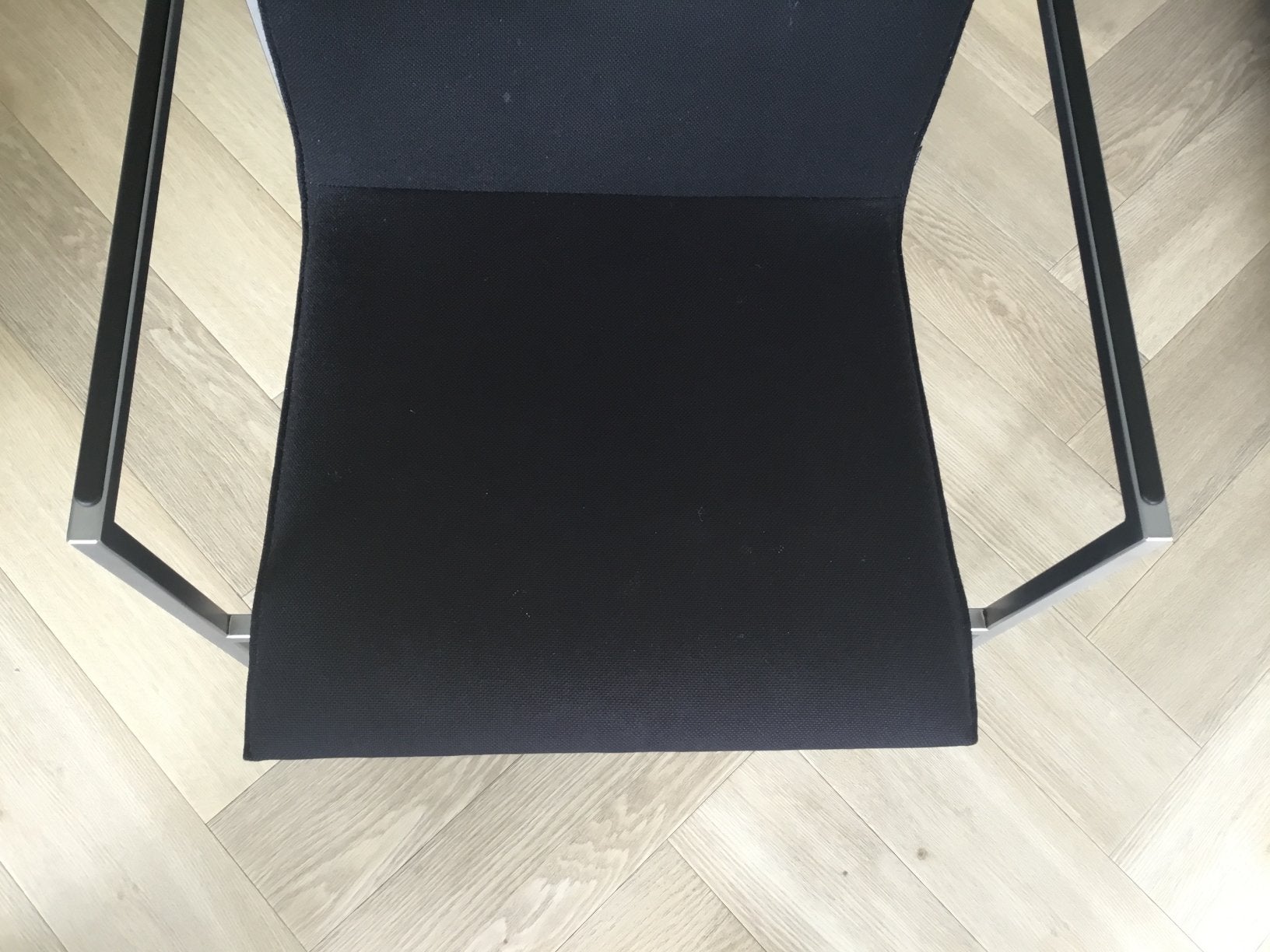ARCO Frame chairs (2), Ophalen, Zo goed als nieuw, Rechthoekig, 50 tot 100 cm