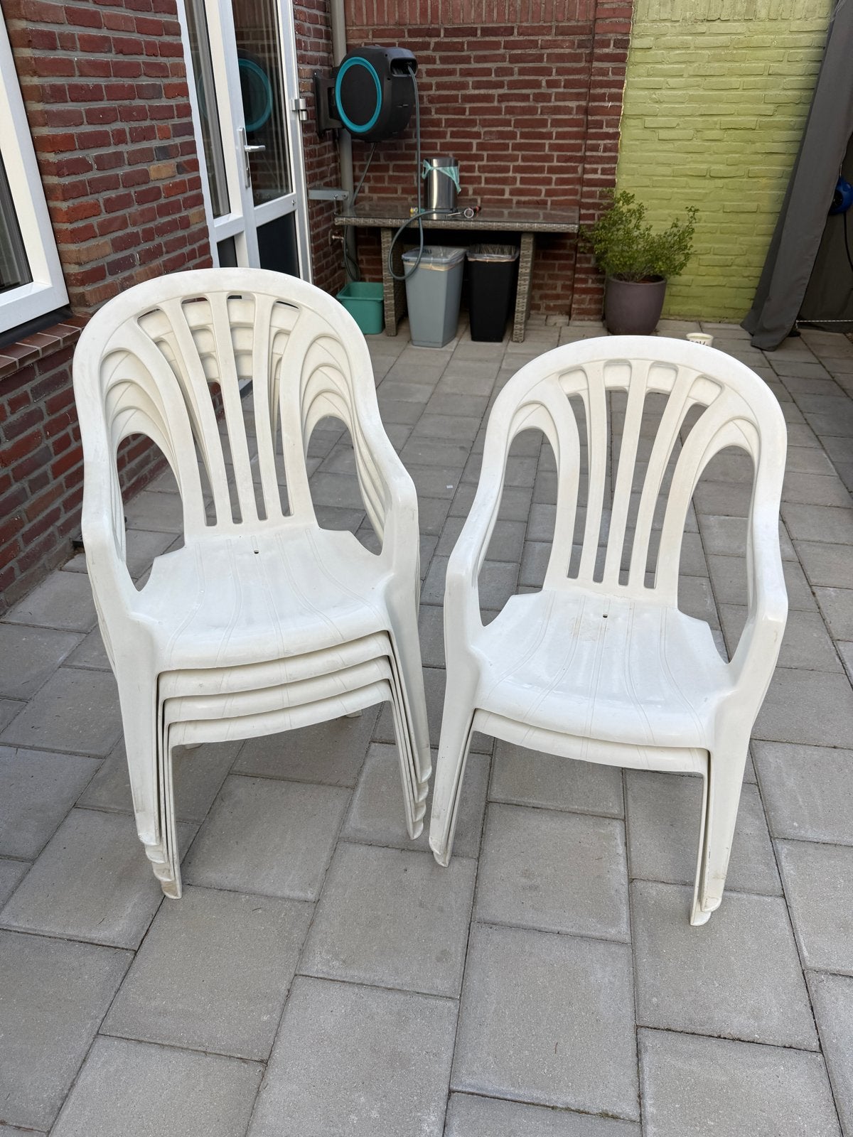 6 Witte Kunststof Tuinstoelen, Huis en Inrichting, Stoelen, Ophalen, Kunststof, Gebruikt, Wit