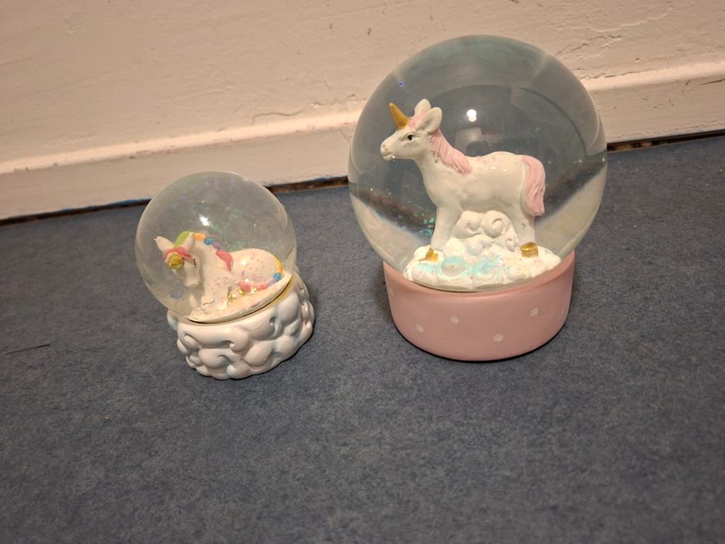 Eenhoorn Sneeuwbollen Set - 2 Stuks, Ophalen of Verzenden, Gebruikt