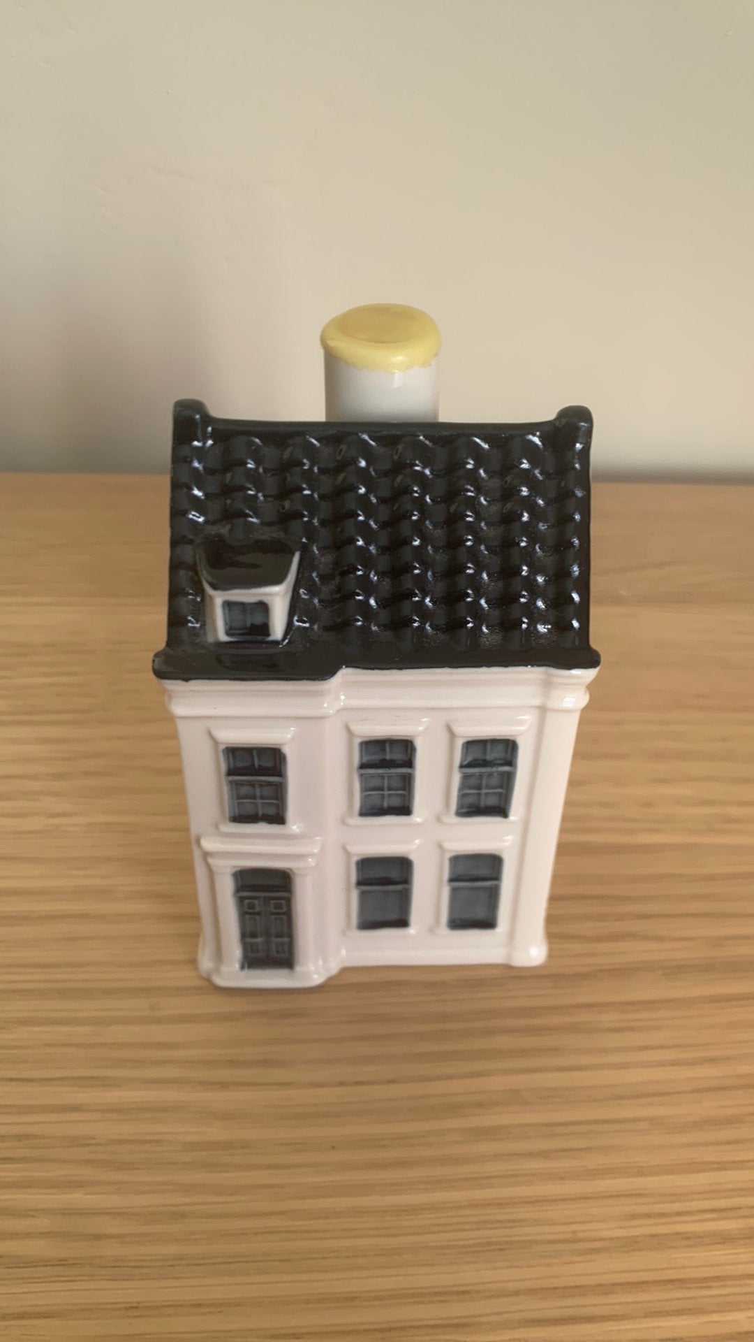 KLM huisje 98, Verzamelen, Ophalen of Verzenden, Zo goed als nieuw