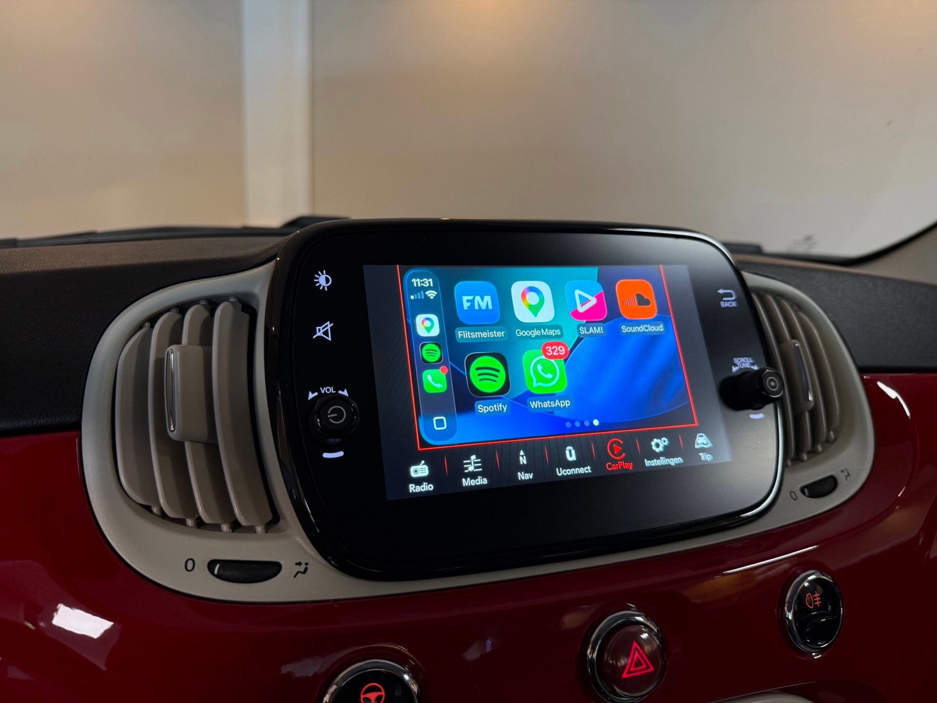 Fiat 500 1.2 Lounge *Distr.riem VV* Carplay|Navi|Cruise|DAB|, Auto's, Voorwielaandrijving, Gebruikt, 4 cilinders, 4 stoelen