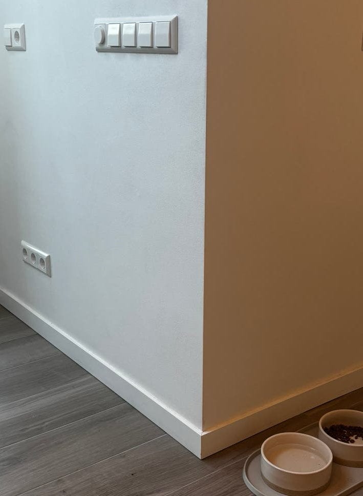 Gelakte plint | Plinten | Nieuw nog in de verpakking!, Ophalen, Nieuw, Mdf, 200 tot 250 cm