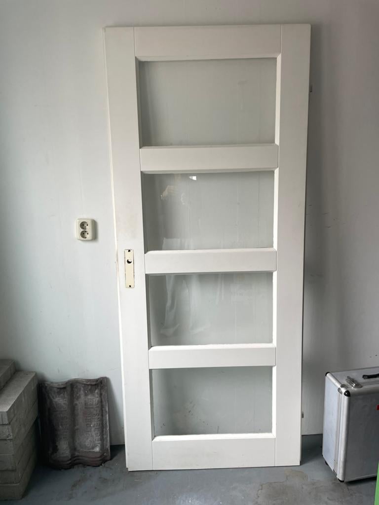 Gratis: houten deur 199cm, Doe-het-zelf en Verbouw, Deuren en Horren, Ophalen, Zo goed als nieuw, Binnendeur, 200 tot 215 cm
