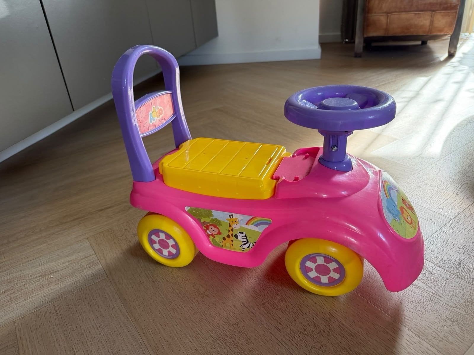 Addo Roze Loopauto met Duwstang, Kinderen en Baby's, Ophalen of Verzenden, Gebruikt, Loopvoertuig