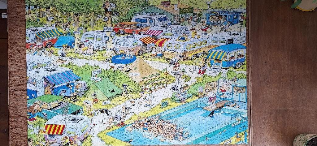 Jan van Haasteren- Camping Chaos, Hobby en Vrije tijd, Ophalen, 500 t/m 1500 stukjes, Zo goed als nieuw, Legpuzzel