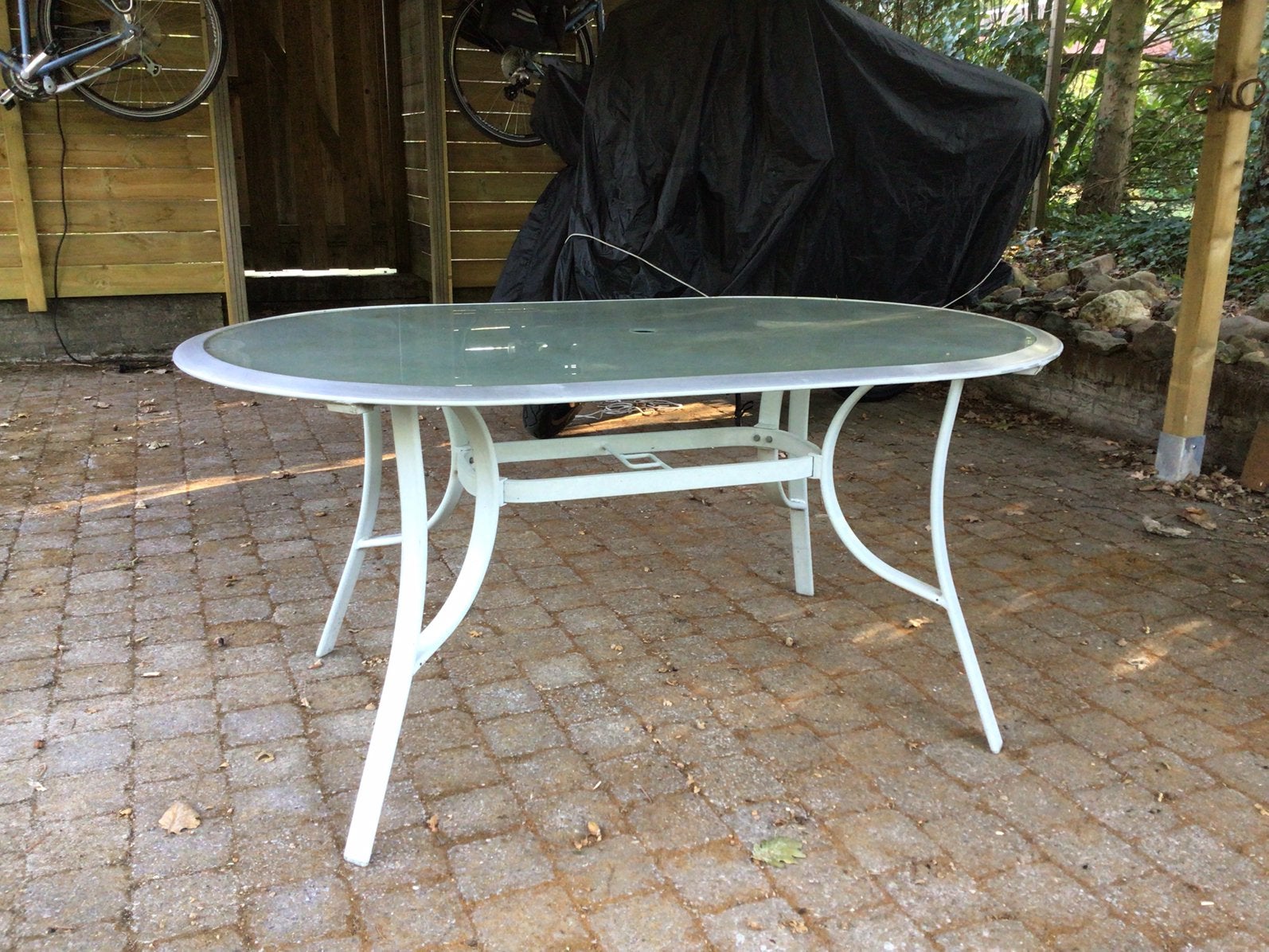 Nette tuintafel, Ophalen, Gebruikt, Ovaal