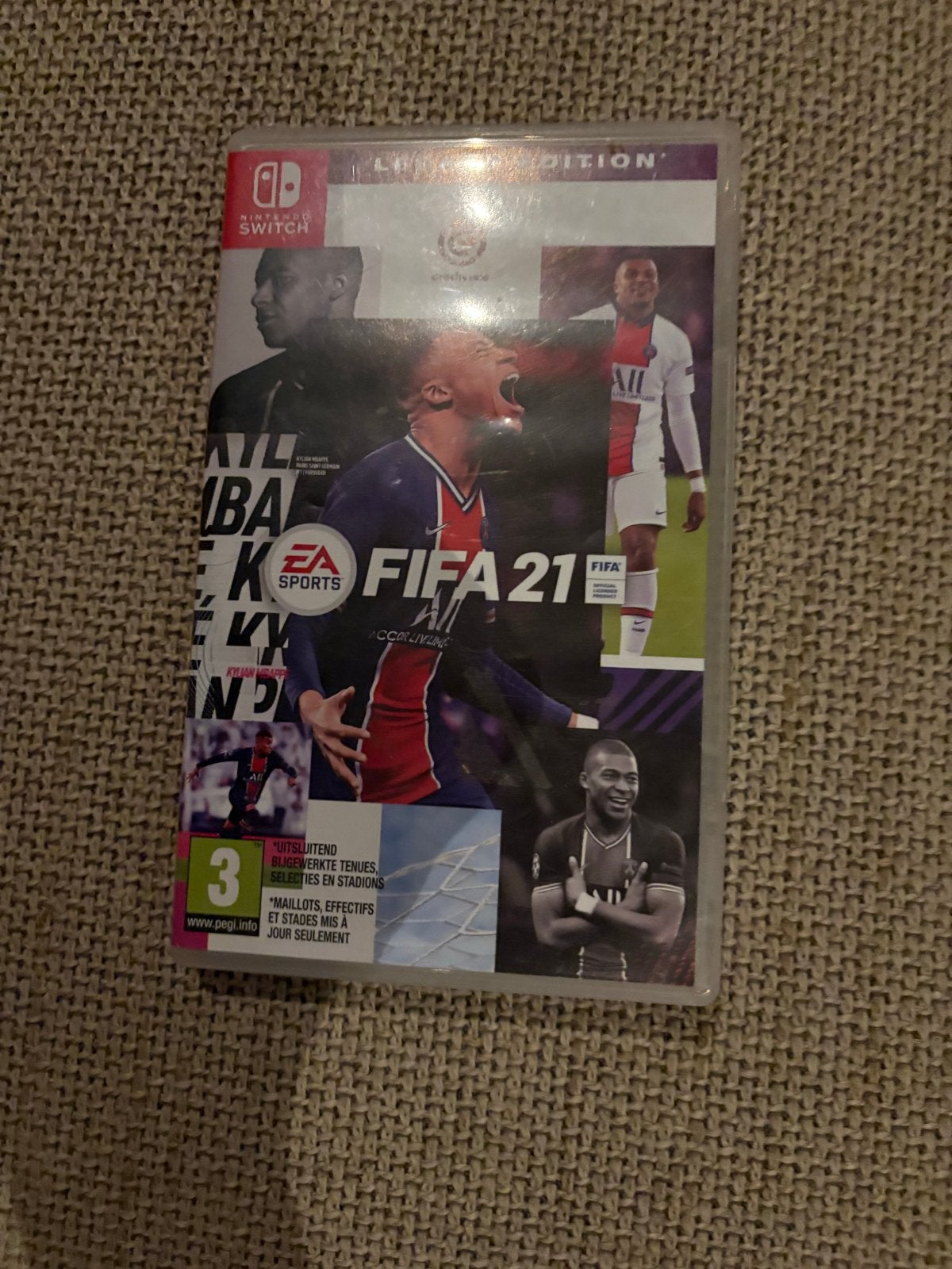 FIFA 21 Limited Edition Nintendo Switch, Spelcomputers en Games, 1 speler, Eén computer, Ophalen of Verzenden, Zo goed als nieuw