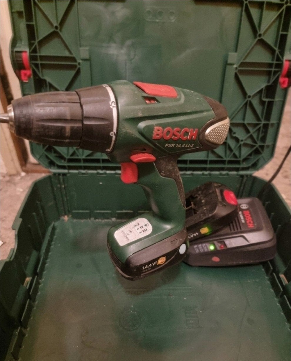 Bosch PSR 14,4 LI-2 Accuboormachine met Accu's en Lader, Gebruikt, Variabele snelheid, Ophalen of Verzenden, Boor- en Schroefmachine