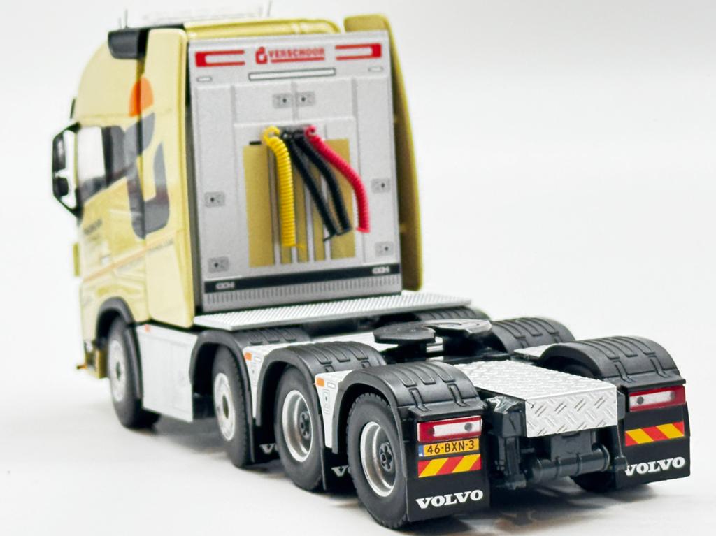 WSI  VOLVO FH globetrotter VERSCHOOR, Hobby en Vrije tijd, ., Nieuw, Ophalen of Verzenden, .
