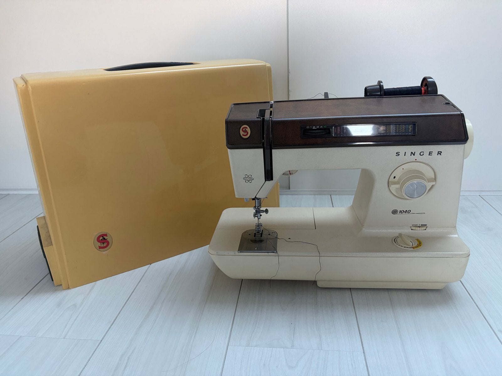 Singer 1040 Naaimachine met koffer - Vintage, Ophalen, Gebruikt, Naaimachine, Singer