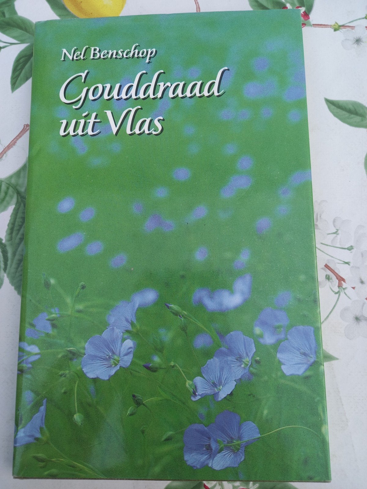 M9 Gouddraad uit Vlas - Nel Benschop (Poëzie), Boeken, Literatuur, Gelezen, Nederland, Ophalen of Verzenden