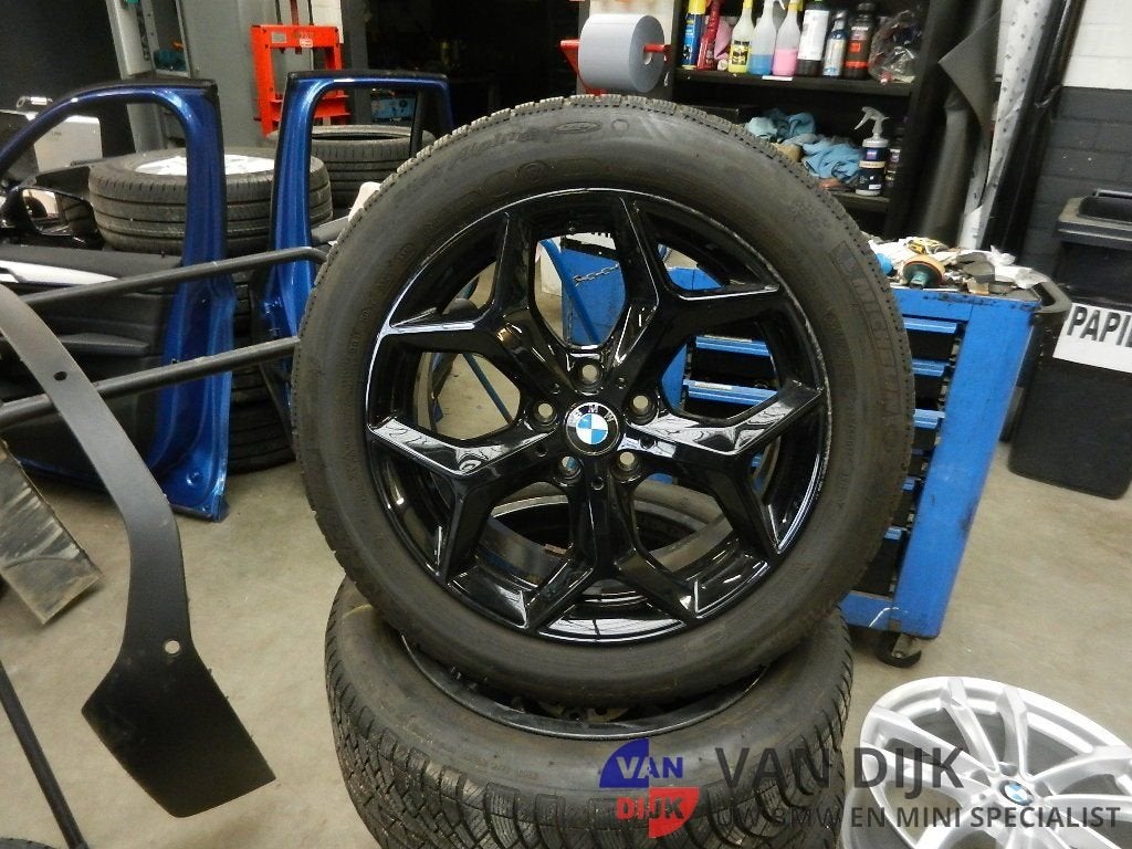 Winterbandenset 18 inch origineel voor BMW X1 F48 X2 F39, 18 inch, Gebruikt, -, -