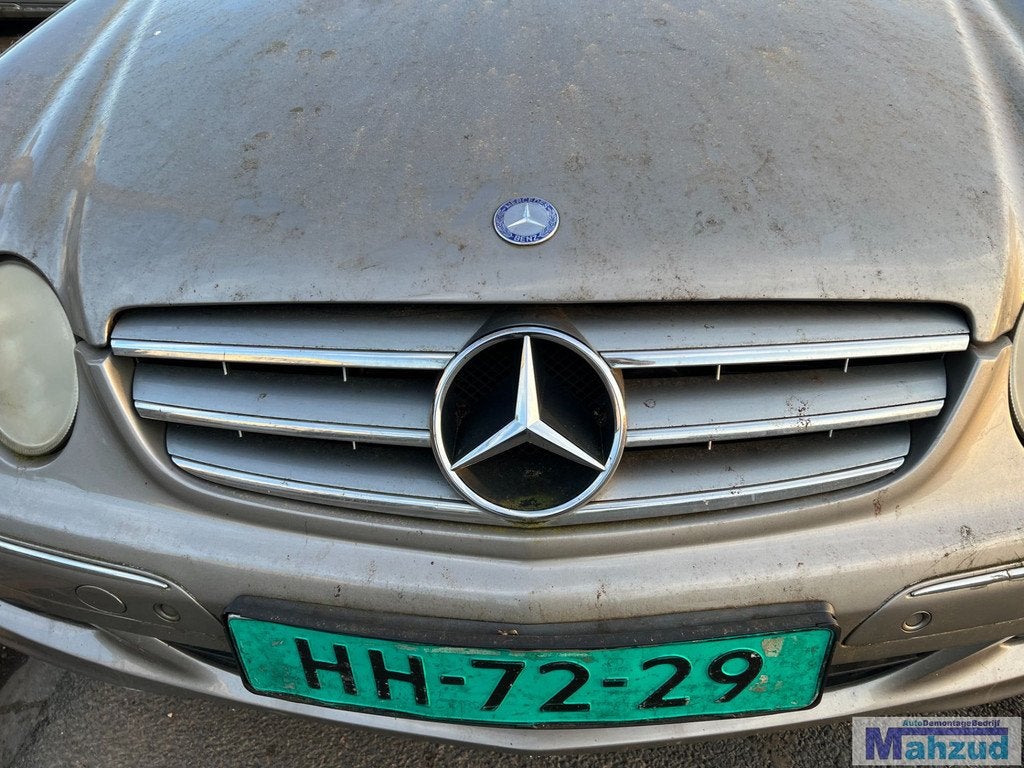 MERCEDES CLK W209 grille 2002-2009, Gebruikt, Mercedes-Benz AG, Mercedes-Benz, Ophalen of Verzenden