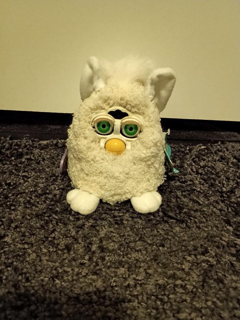 Furby baby Curly Engels werkend, Verzenden, Zo goed als nieuw