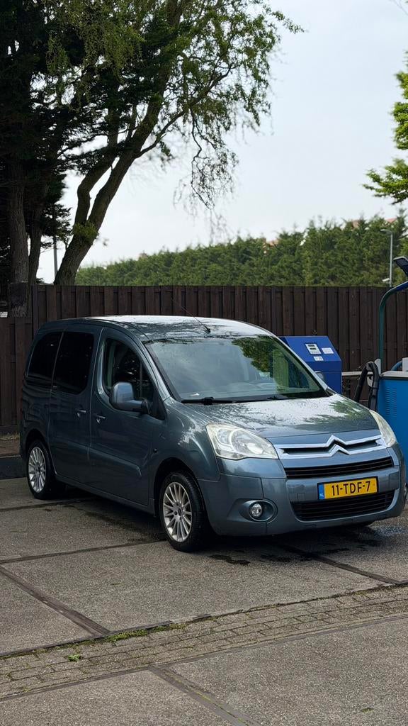 Citroën Berlingo 1.6 88KW 2012 Grijs, Auto's, Citroën, Voorwielaandrijving, 4 cilinders, Handgeschakeld, Particulier